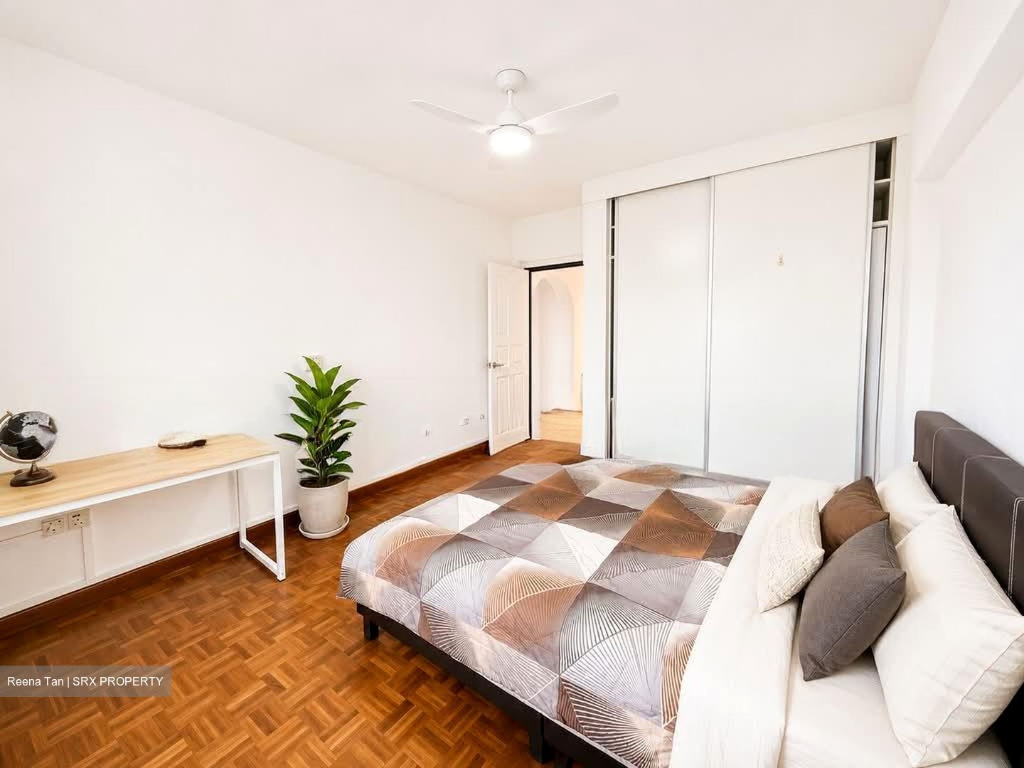 Lakeview Estate (D20), Apartment #603167531